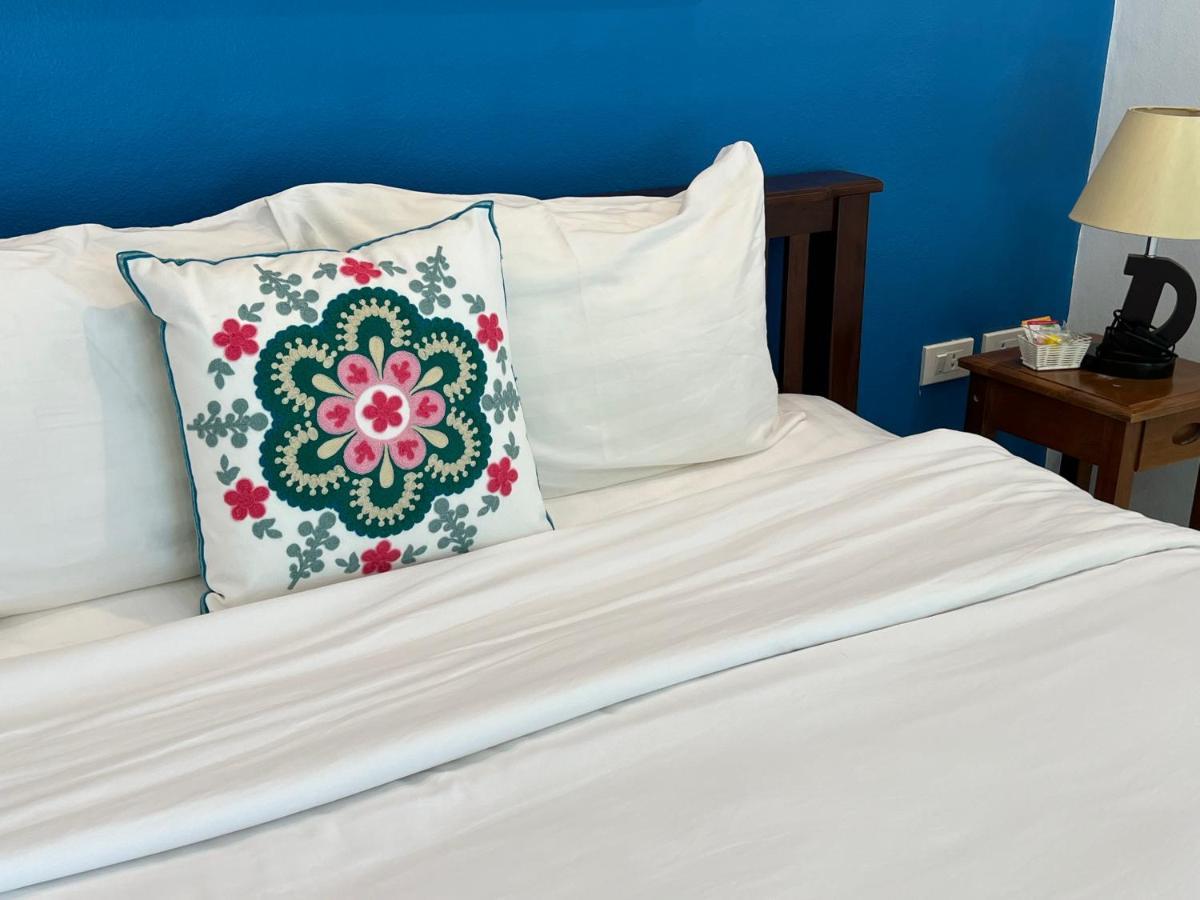The Snug Airportel - Phuket Airport Nai Yang Beach エクステリア 写真
