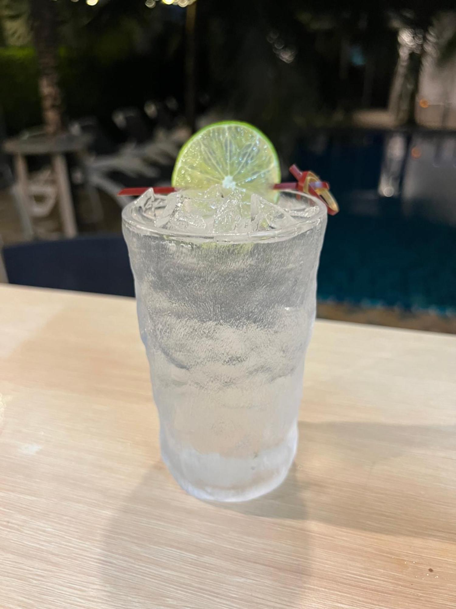 The Snug Airportel - Phuket Airport Nai Yang Beach エクステリア 写真