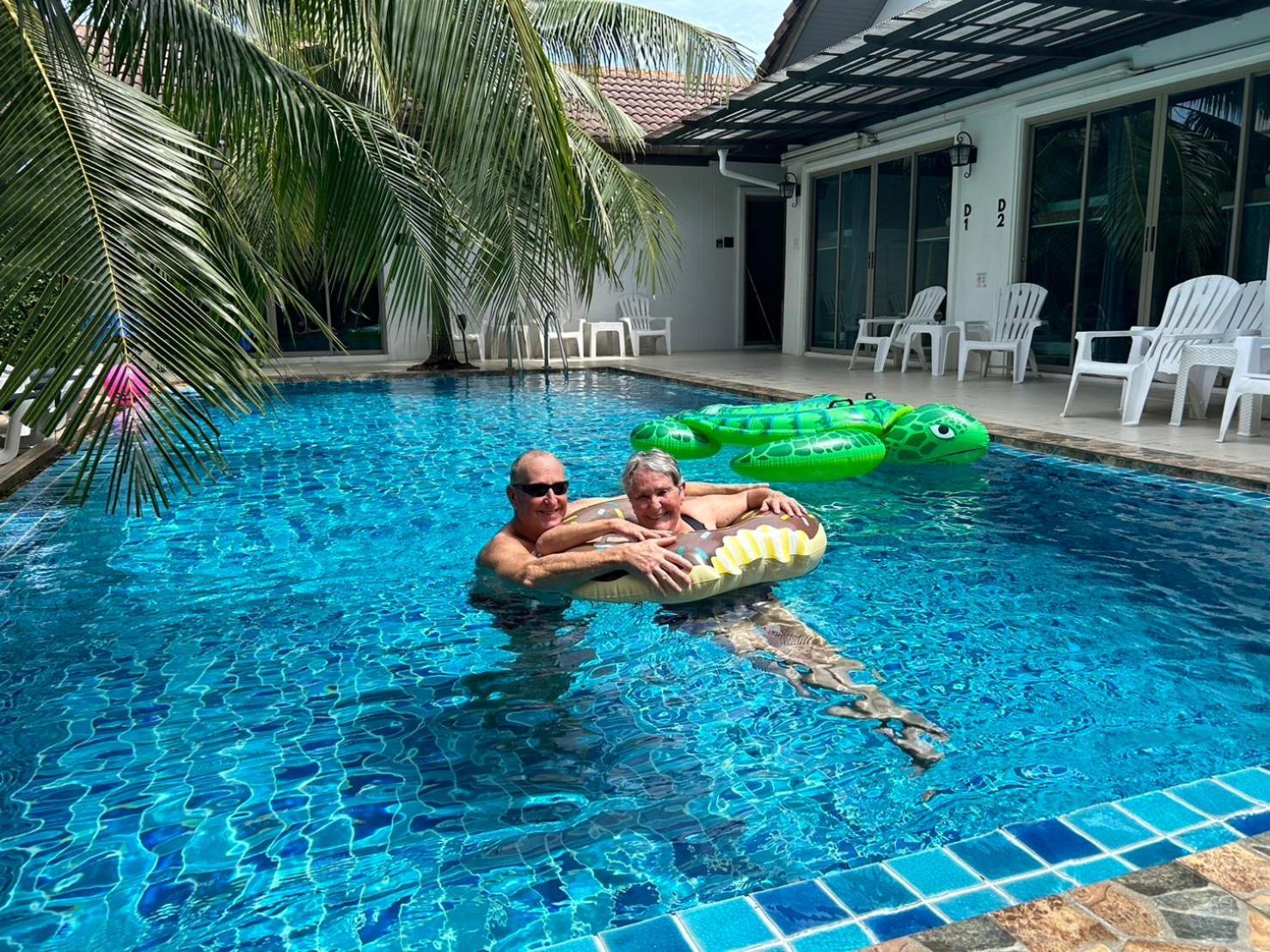 The Snug Airportel - Phuket Airport Nai Yang Beach エクステリア 写真