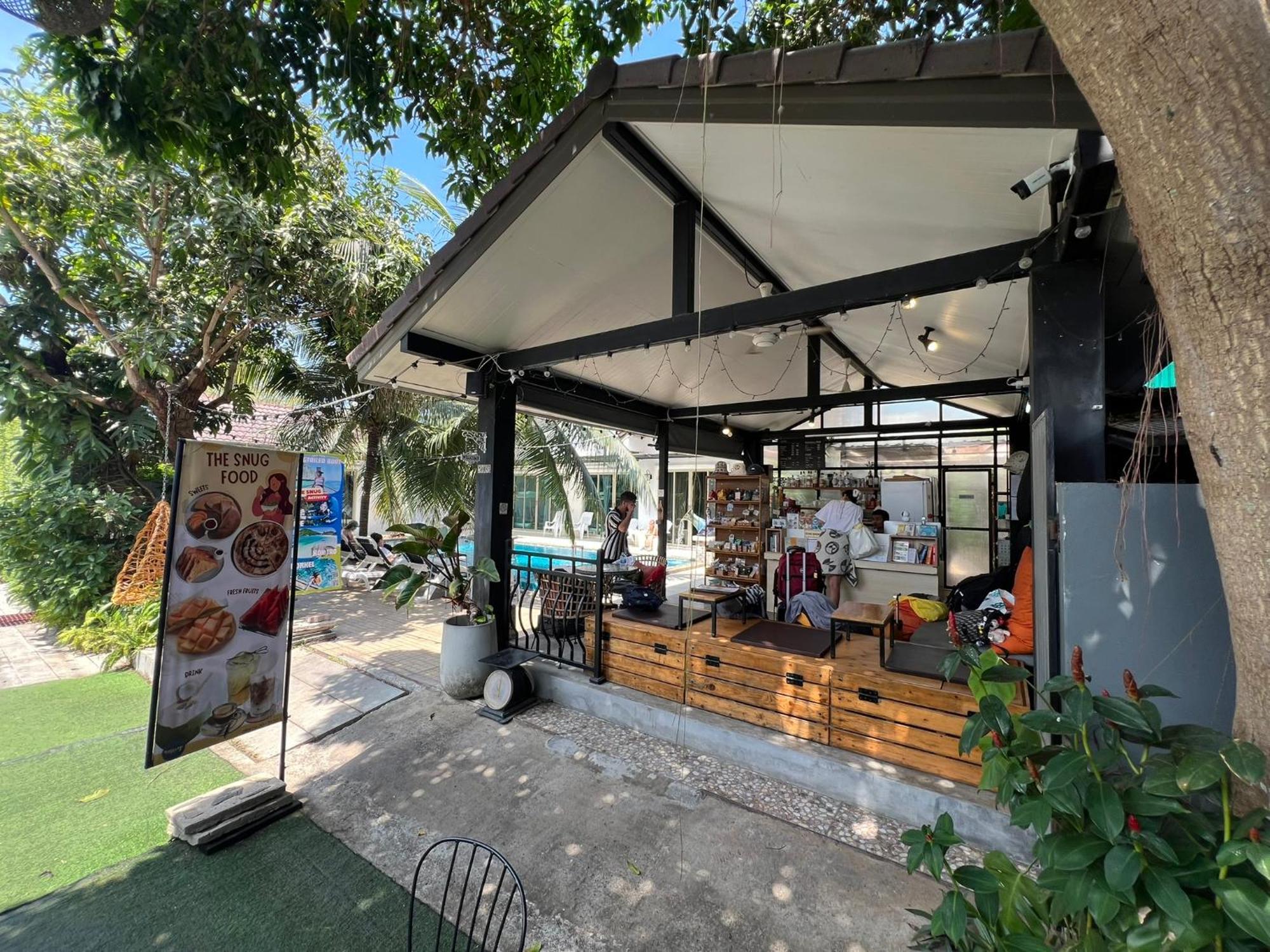 The Snug Airportel - Phuket Airport Nai Yang Beach エクステリア 写真