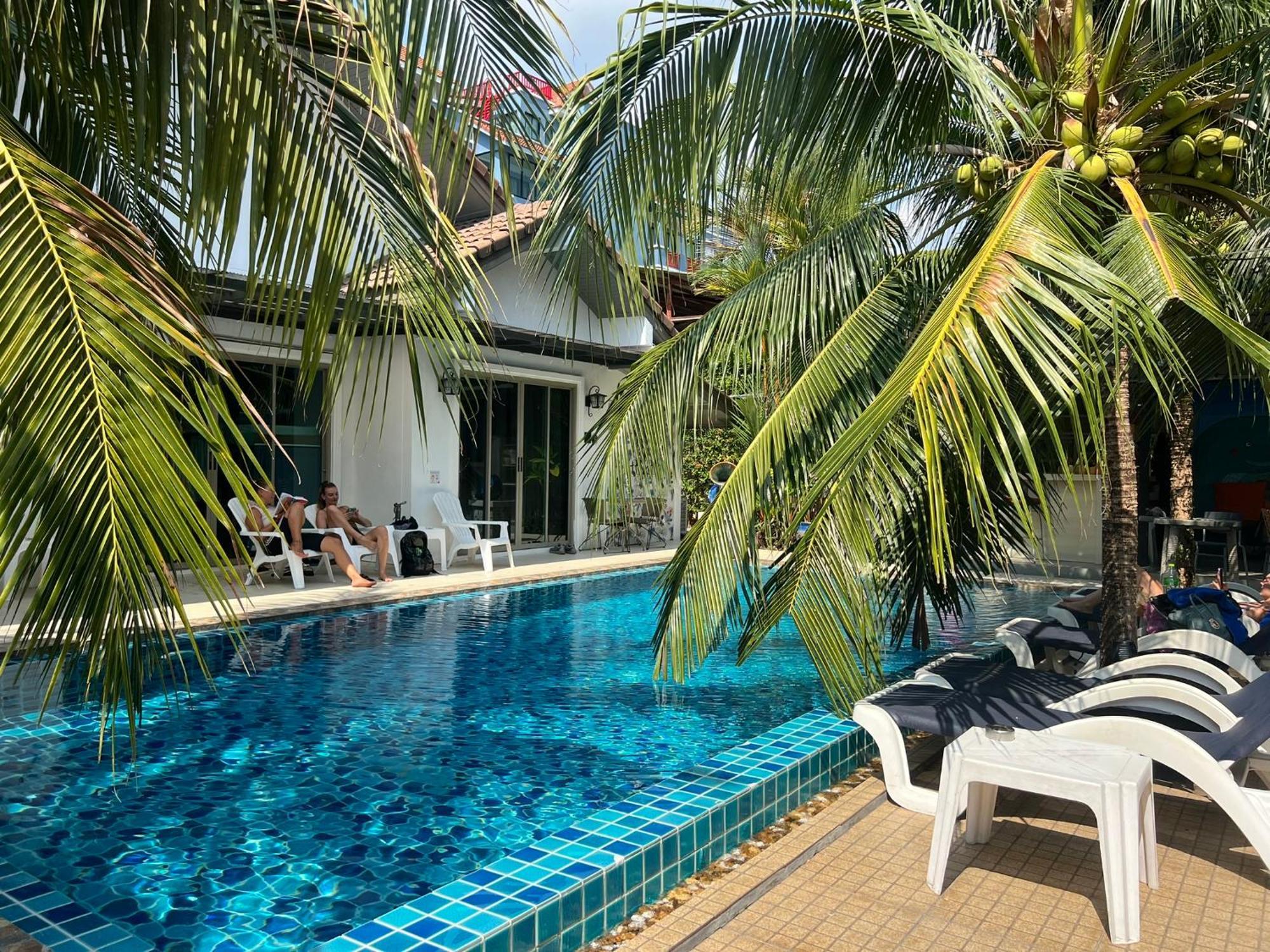 The Snug Airportel - Phuket Airport Nai Yang Beach エクステリア 写真